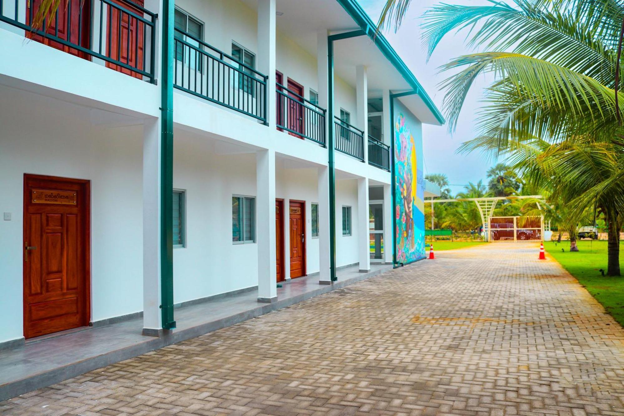 Reecha Resort & Hotel Kilinochchi Extérieur photo