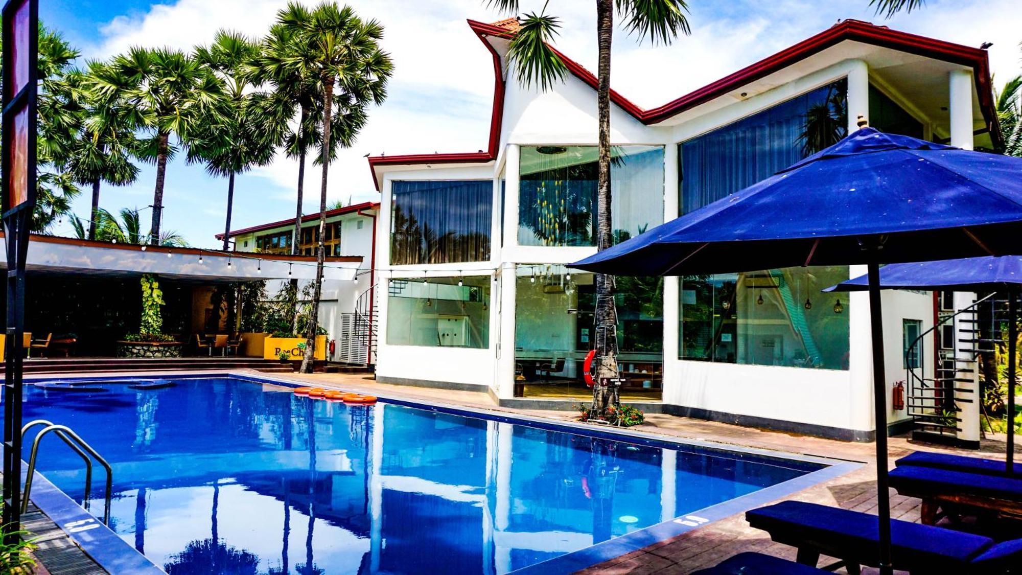 Reecha Resort & Hotel Kilinochchi Extérieur photo