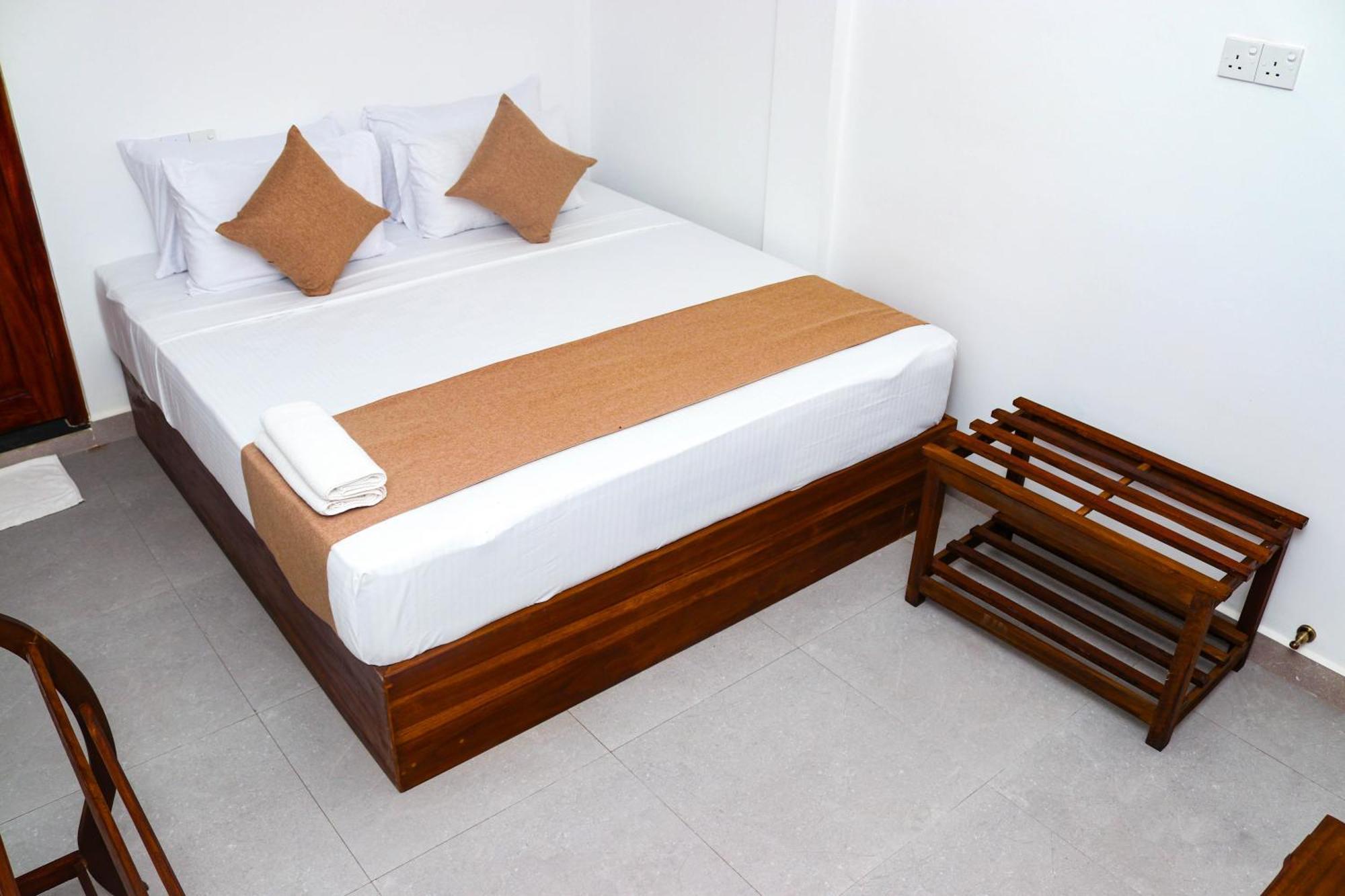 Reecha Resort & Hotel Kilinochchi Extérieur photo